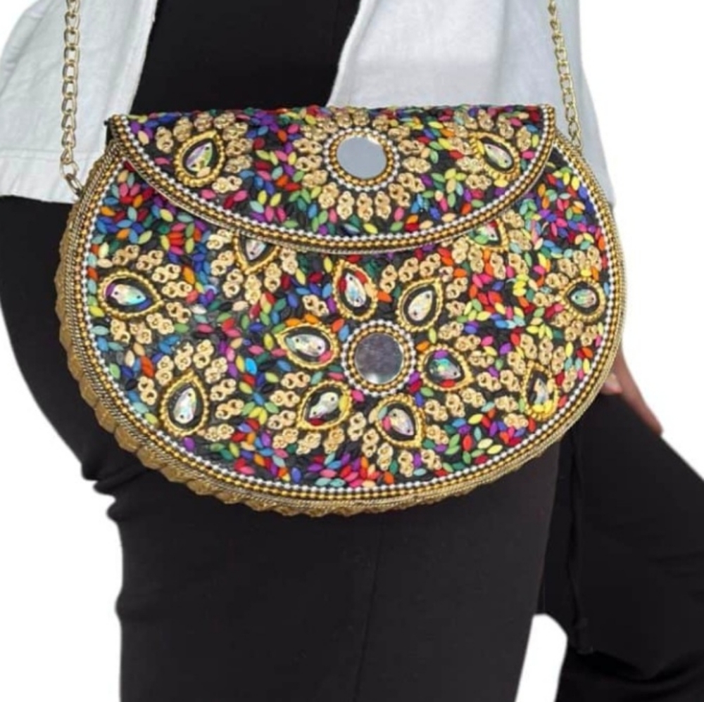 NWT LULU Brin Iron Bead and Sequin Embellished Crossbody Handbag - Picture 6 of 10